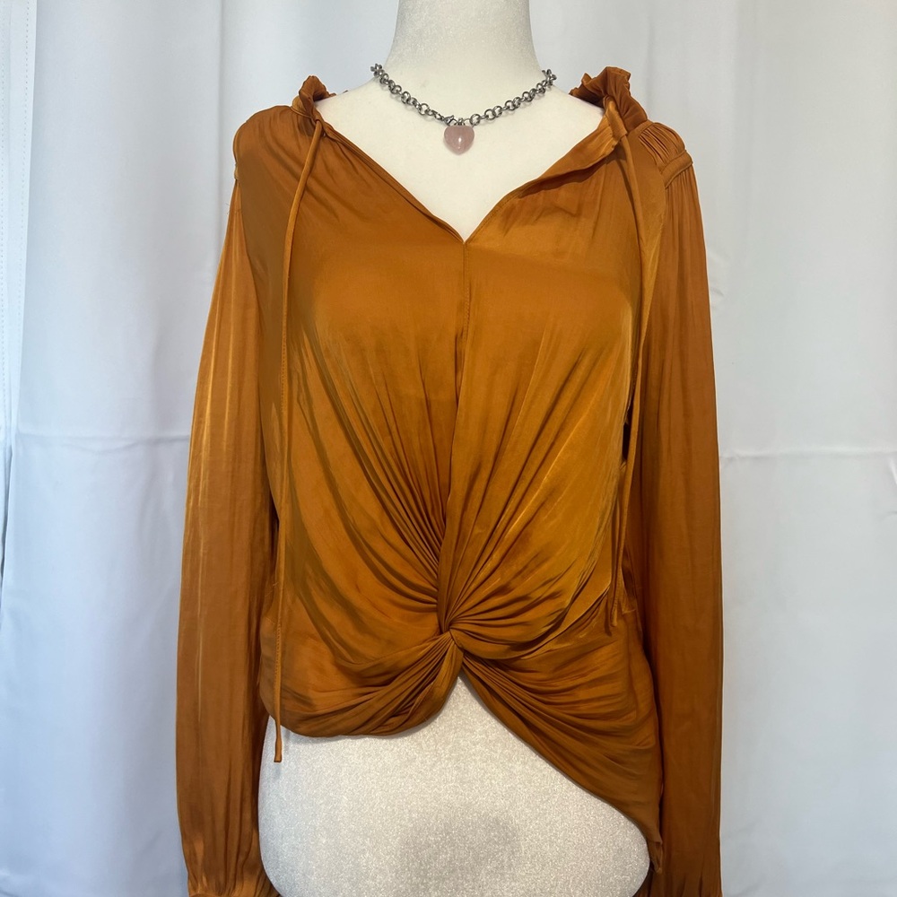 Azoe Yellow twist-front blouse 🍒